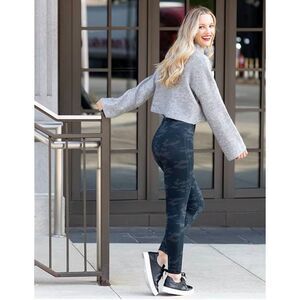 SPANX Black Camo Seamless Leggings, Sz M